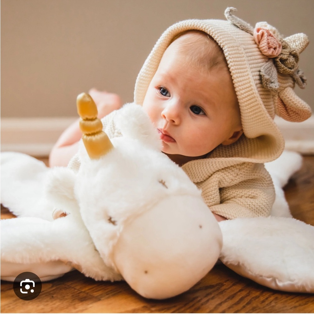 Baby GAP Unicorn Sweater - Picture 3 of 8